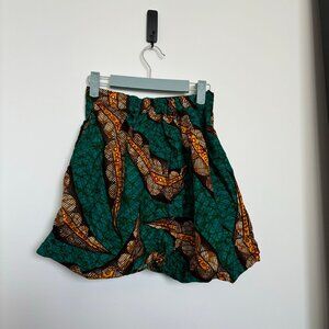 Cee cee's closet printed shorts, size S